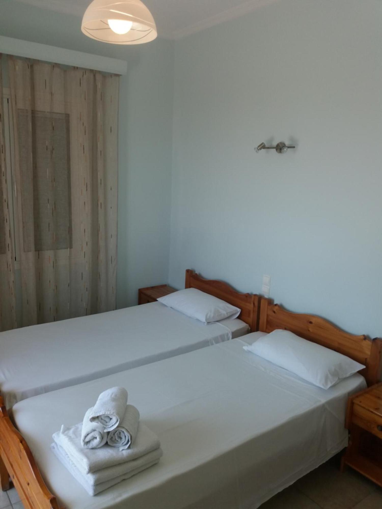 Apostolos & Eleni Family Apartments เปรามา ภายนอก รูปภาพ